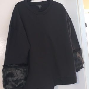Vera Wang sweatshirt